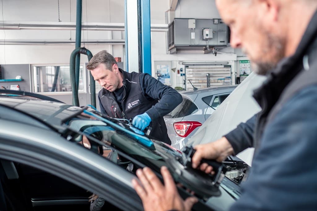 KS Autoglas Zentrum Kiel-West Autoglaser für Kiel und Umgebung