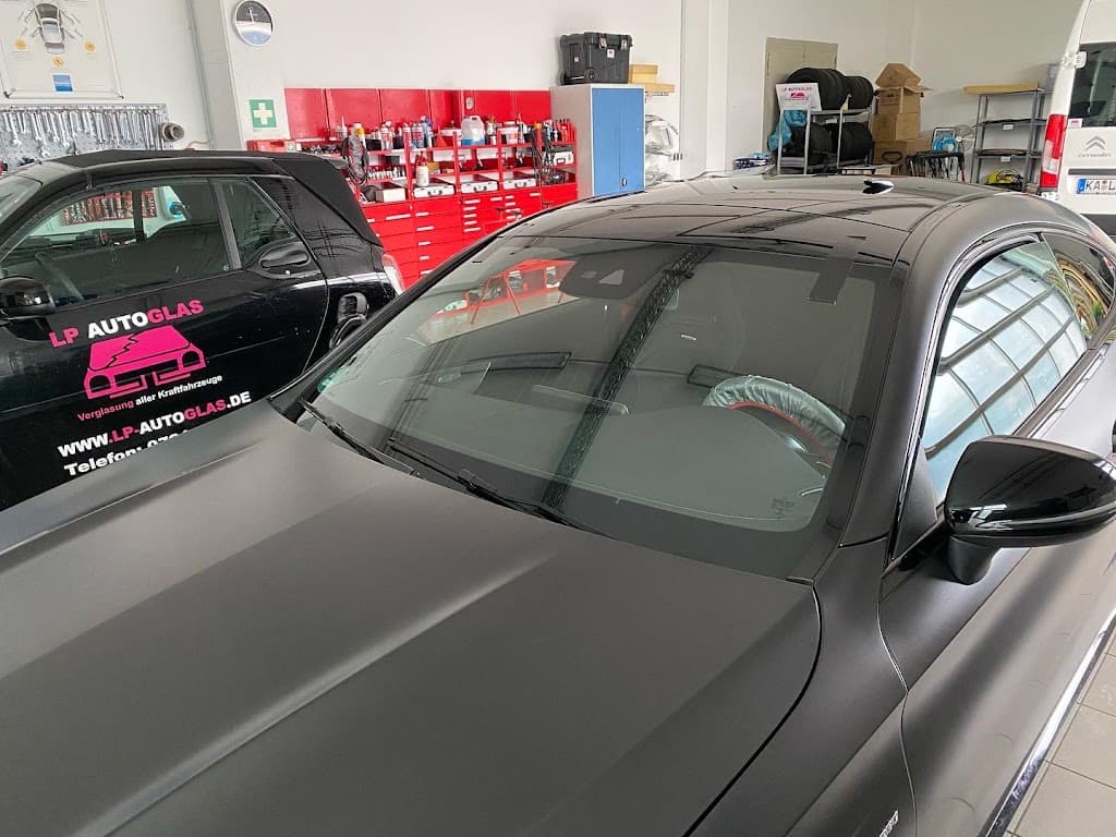 LP Autoglas