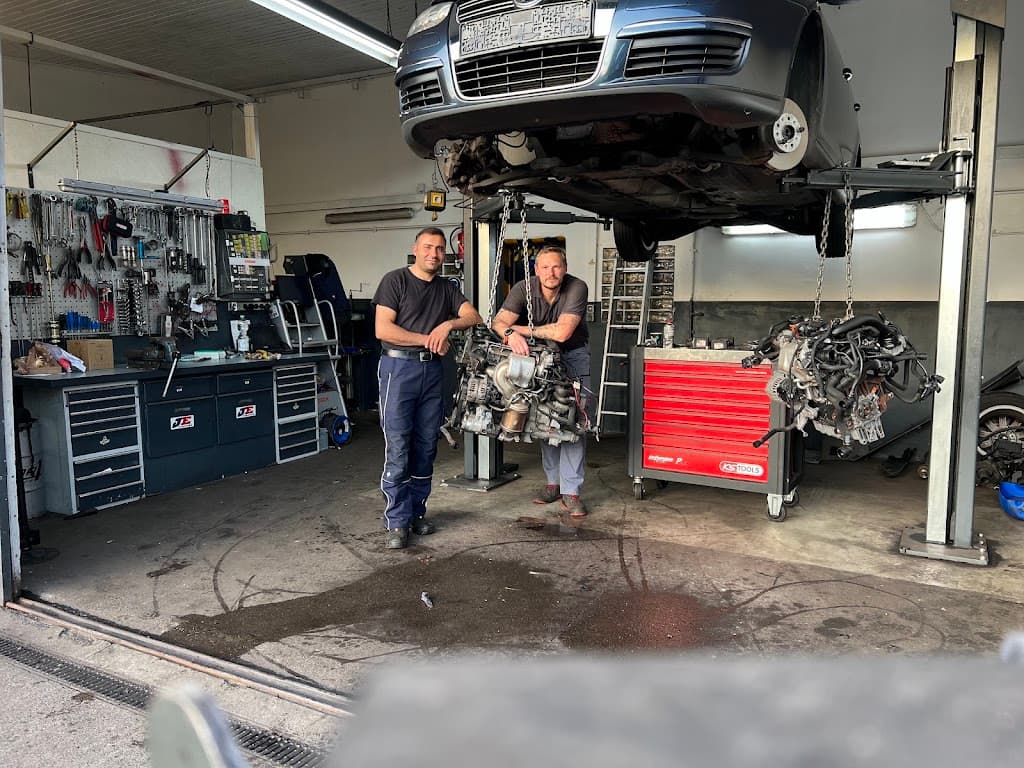 KFZ - Reparaturwerkstatt Di Salvo