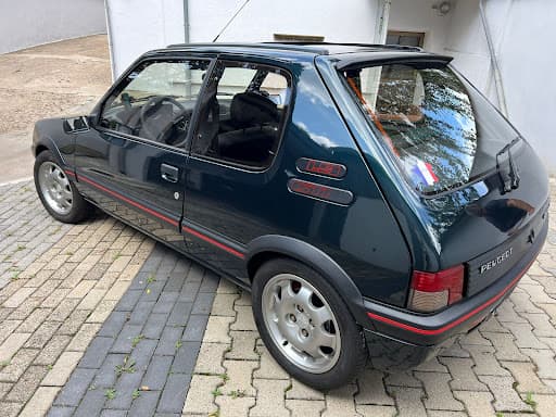 Mike und Josef Hinnüber KFZ-Instandsetzung e.K. — Kundenfoto