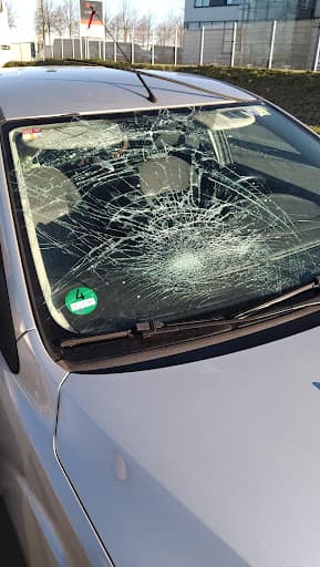 AGH Autoglas Hammer Aachen — Kundenfoto